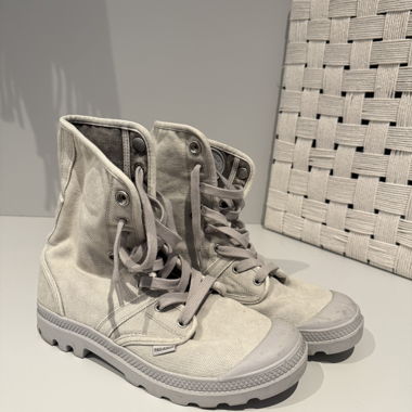 Stivali Palladium beige 41