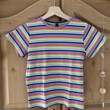 T-shirt bébé rayé coloré