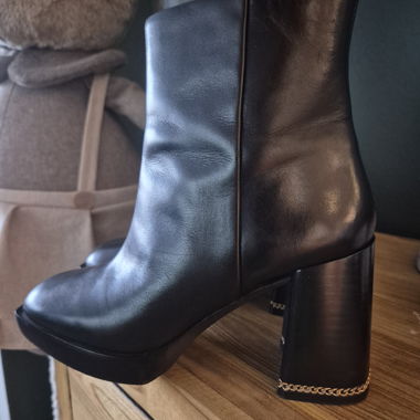 Tory Burch Stiefeletten