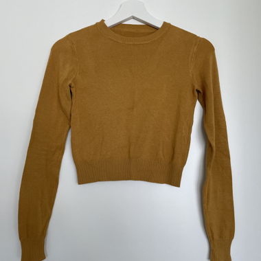 Gelber Pullover