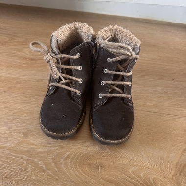 Braune gefütterte Kinder-Booties