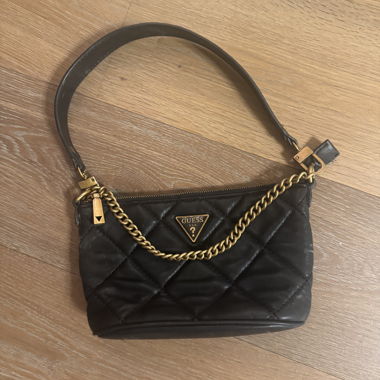GUESS Handtasche schwarz