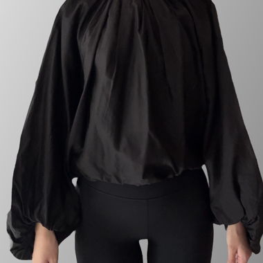Camicia/blusa nera COS con maniche a palloncino