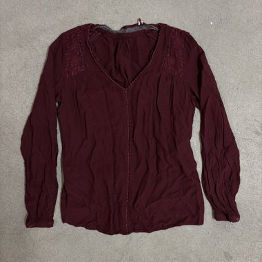 “Right” long sleeve top