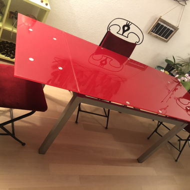 Glas-Tisch mit 2 Verlängerungen / 5 Stühle