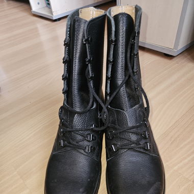 Kampfstiefel 