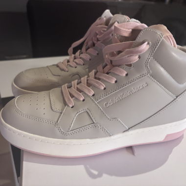 Basket neuves Calvin Klein 39