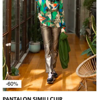 Pantalone in similpelle dorata. Captain Tortue