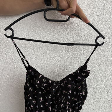 CropTop schwarz geblümt