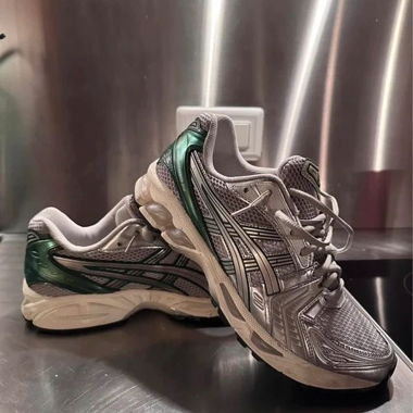 ASICS Kayano 14 Shoes