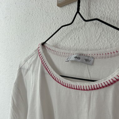 3 T-SHIRTS