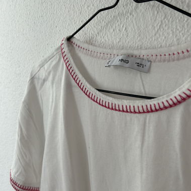 3 T-SHIRTS