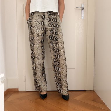 Pantalon fluide été imprimé serpent VILA