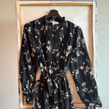 Kleid mit Blumenmuster