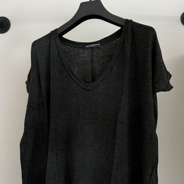 Schwarzes over-sized T-shirt