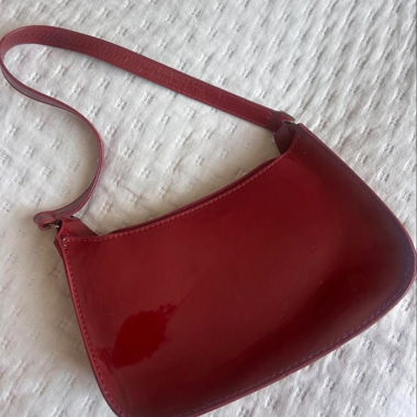 Rote Handtasche Shoulder bag aesthetic style