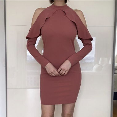 Pink cold shoulder dress with zipper on the back