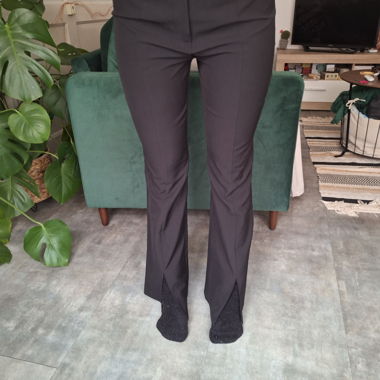 Schwarze Hose