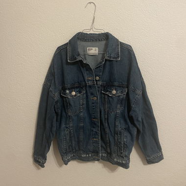 Blaue Jeansjacke