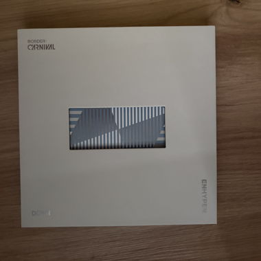 Album ENHYPEN Border: Carnival