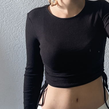 Schwarzes Top
