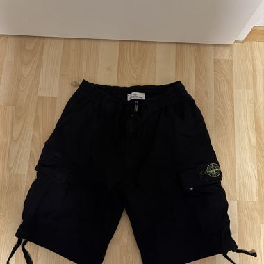 Pantaloncini cargo Stone Island