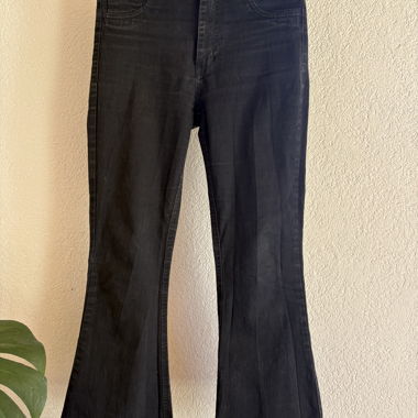 LIZIE Black flare jeans