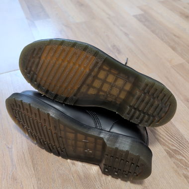 Dr. Martens nero opaco taglia 39