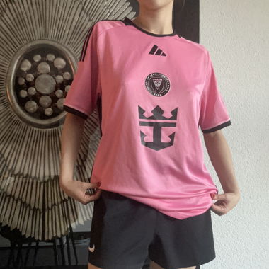 Adidas Messi JERSEY in size M