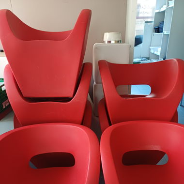 VENDS  FAUTEUILS Little Albert  Ron Arad 