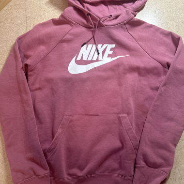 Nike sweater