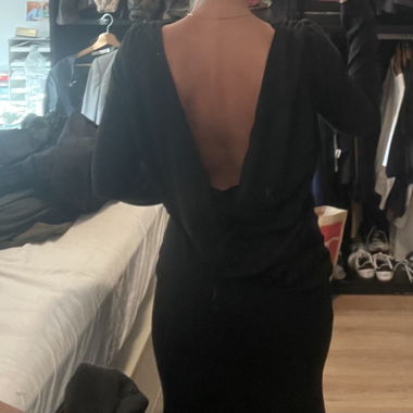 Robe dos nu