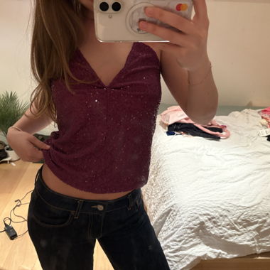 Haut à paillettes violet