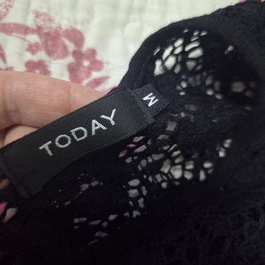 Top noir dentelle TODAY