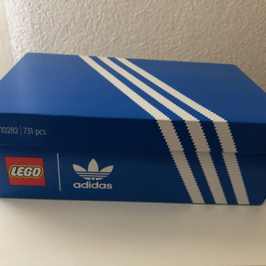 LEGO adidas Originals Superstar