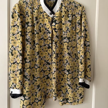 Yellow floral blouse with contrast collar