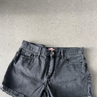 Only Shorts 