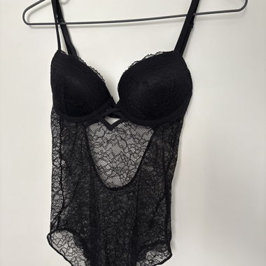 Body à dentelle noir UNDIZ