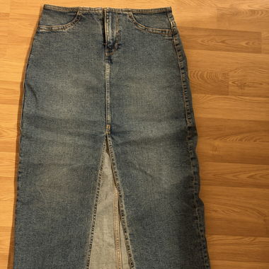 Jupe en jean avec fente