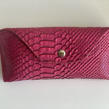 Pinke Fake-Leder Brillenhülle