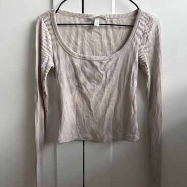 Ribbed Long-Sleeve Top