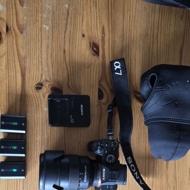 Sony Alpha 7 III Set mit Objektiv & Zubehör