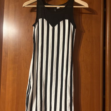 Short cocktail dress