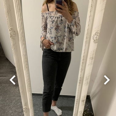 Off Shoulder Bluse