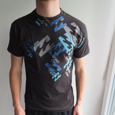 BILLABONG - T-Shirt - M