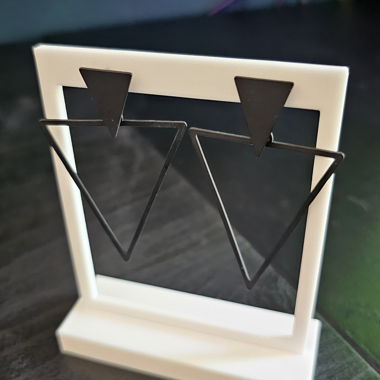 Schwarze geometrische Ohrringe