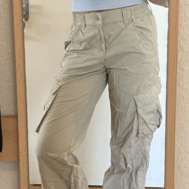 Pantaloni beige