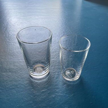 12 bicchieri da bere in due misure