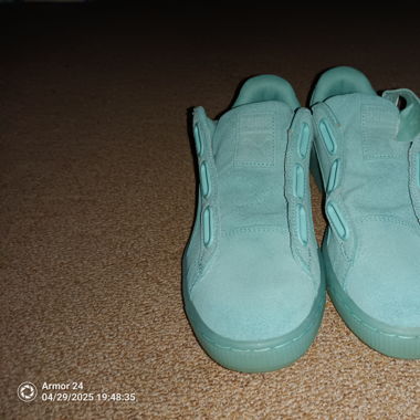 Chaussures puma velours