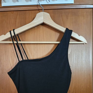 Schwarzes Crop-Top
